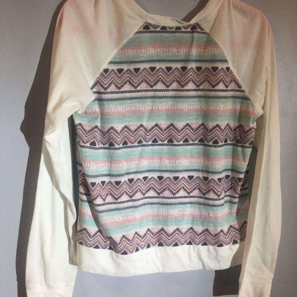 Aztec Sweater - Picture 4 of 4